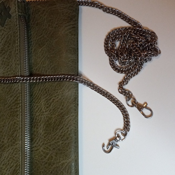Green Clutch - Moda Luxe - NWOT - Picture 13 of 14
